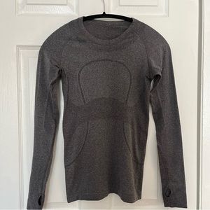 Swiftly Tech Long-Sleeve Shirt Gray Size 2